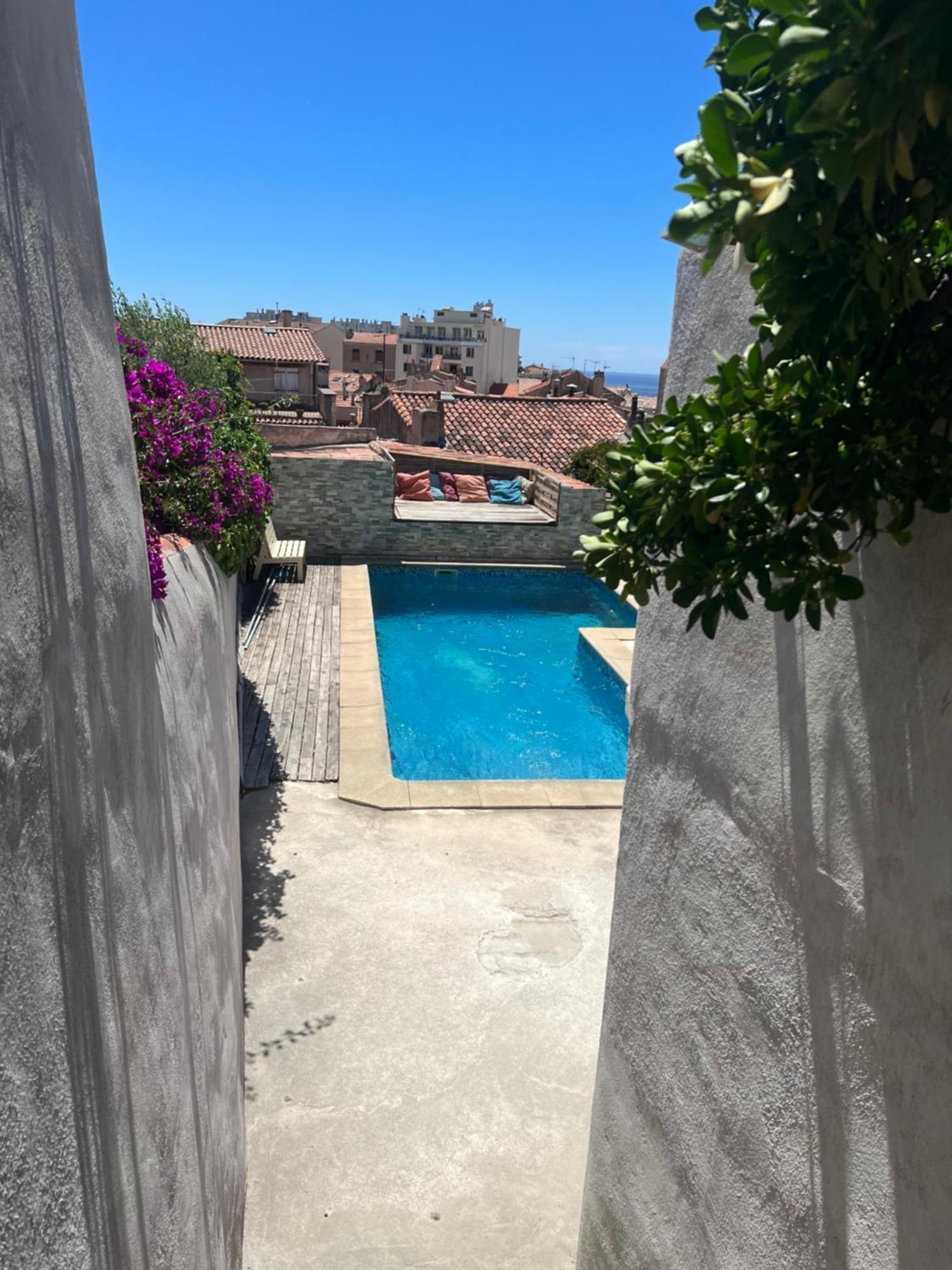 Pour 4 Face A La Piscine Apartman Marseille Kültér fotó